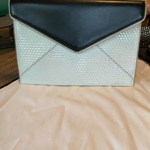 Women’s purse